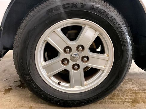 Used 2009 Dodge Durango SLT image 12