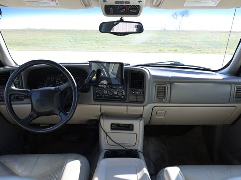 Used 2002 GMC Yukon XL 2500 SLT image 30