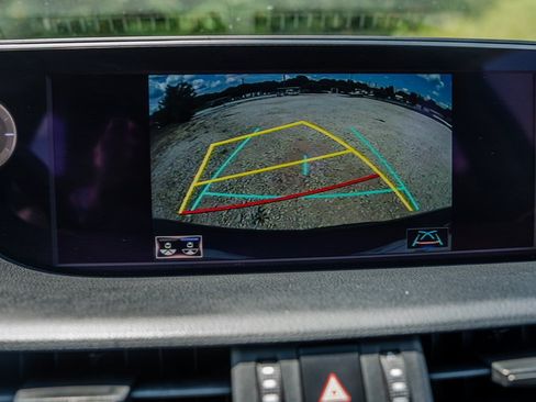 Used 2019 Lexus ES 350 w/ Premium Package FWD image 20