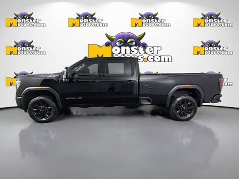Used 2024 GMC Sierra 3500 AT4 w/ AT4 Preferred Package image 8
