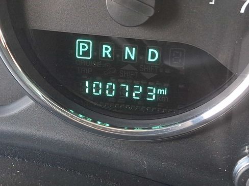 Used 2016 Jeep Wrangler Unlimited Sahara w/ Dual Top Group AWD/4WD image 15