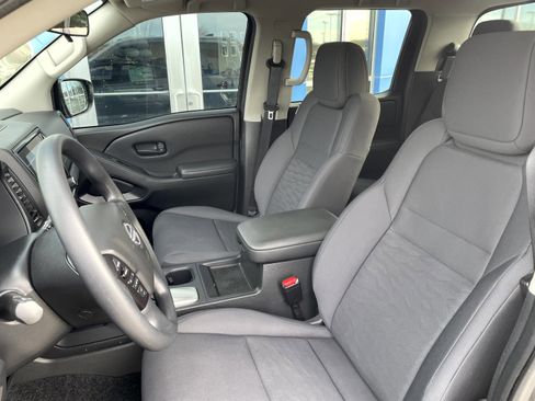 Used 2022 Nissan Frontier S w/ Technology Package image 11