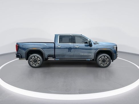 New 2026 GMC Sierra 2500 Denali Ultimate AWD/4WD image 9