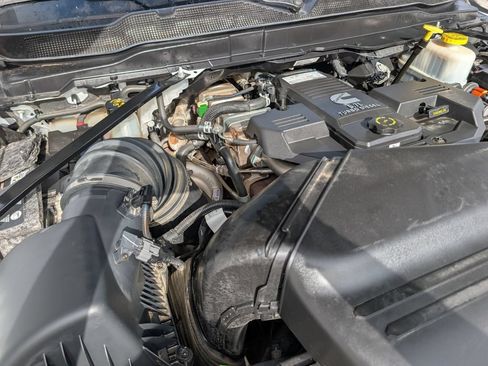Used 2020 RAM 4500 Tradesman w/ Chrome Appearance Group RWD image 19