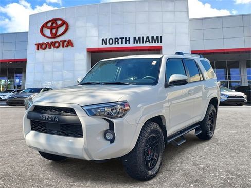Used 2024 Toyota 4Runner SR5 image 2