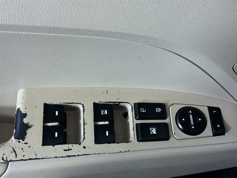 Used 2020 Hyundai Elantra SE image 23