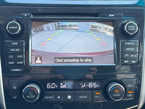 Used 2015 Nissan Altima 2.5 SL w/ Technology Package FWD image 30