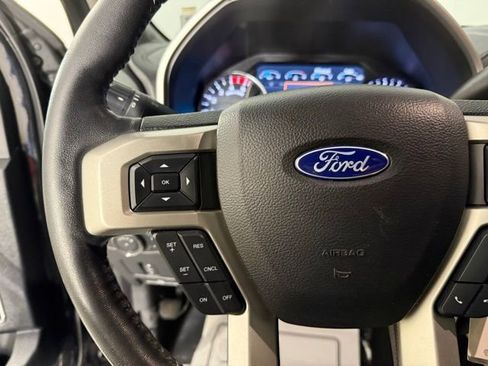 Used 2020 Ford F250 Lariat w/ Chrome Package AWD/4WD image 16