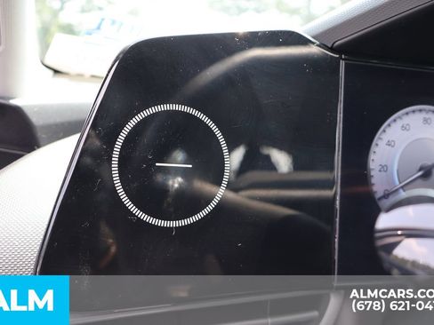 Used 2024 Hyundai Elantra SEL FWD image 38
