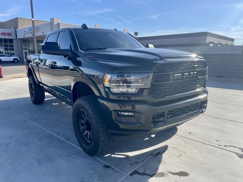 Used 2022 RAM 2500 Limited image 7