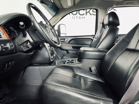 Used 2013 GMC Sierra 3500 SLT image 8