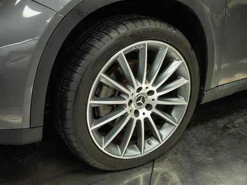 Used 2018 Mercedes-Benz GLA 250 w/ Convenience Package image 4