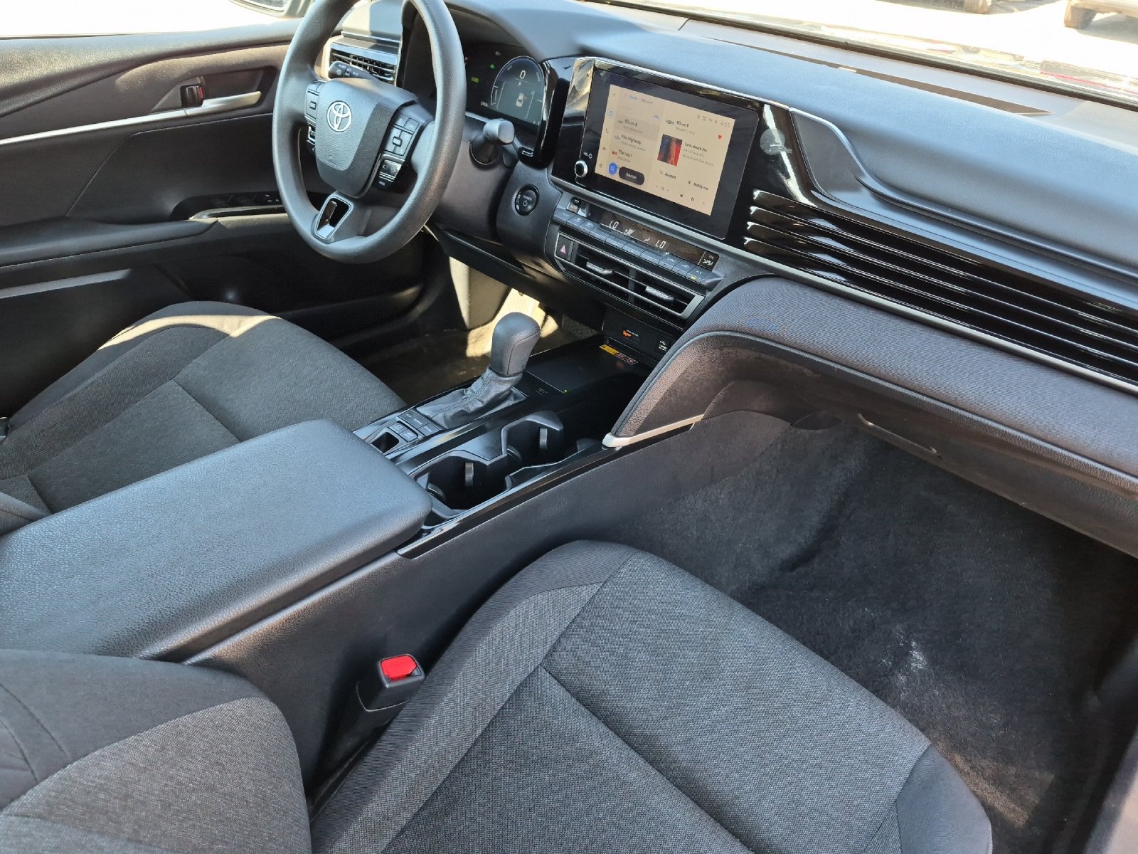 Certified 2025 Toyota Camry LE FWD image 14