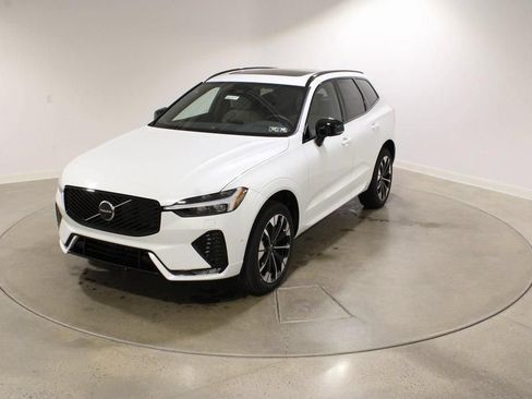 Used 2026 Volvo XC60 B5 Plus w/ Climate Package AWD/4WD image 1