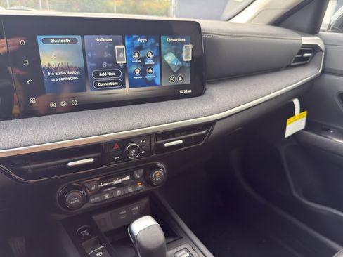 New 2026 Nissan Kicks SV w/ SV Premium Package image 21