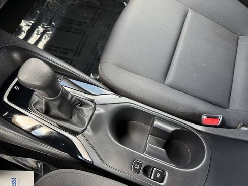 Used 2024 Toyota Corolla LE FWD image 37