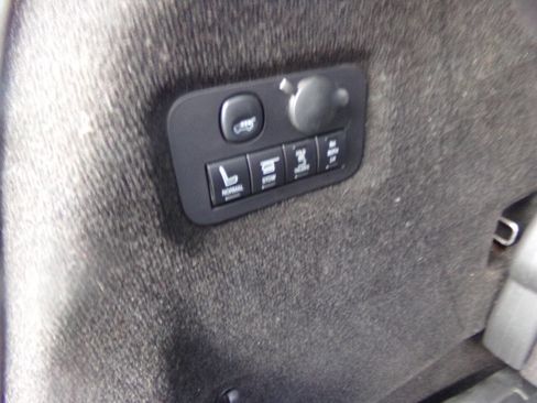 Used 2014 Lincoln MKT AWD w/ Equipment Group 201A image 25