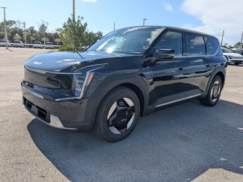 New 2026 Kia EV9 Light image 9