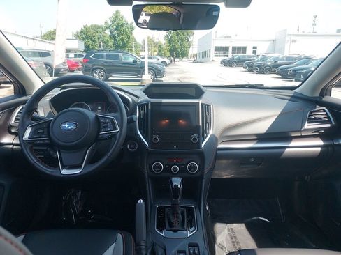 Used 2022 Subaru Crosstrek 2.5i Limited w/ Moonroof Package 2 AWD/4WD image 9