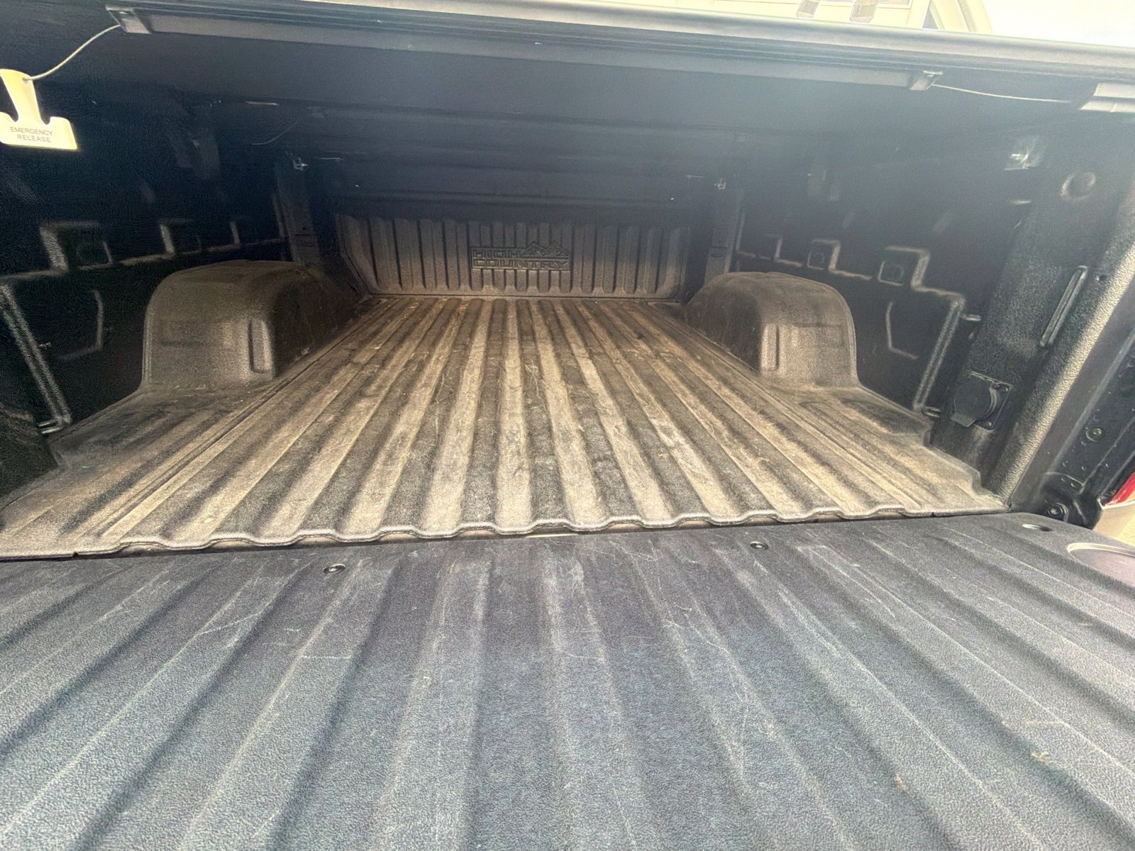 Used 2024 Chevrolet Silverado 1500 High Country w/ High Country Premium Package AWD/4WD image 16