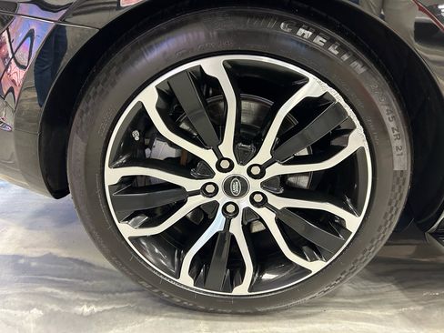 Used 2020 Land Rover Range Rover Sport HSE image 27