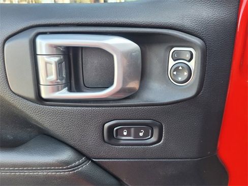 Certified 2022 Jeep Wrangler Unlimited Sahara image 20