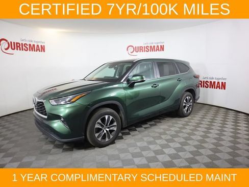 Used 2024 Toyota Highlander XLE FWD image 4