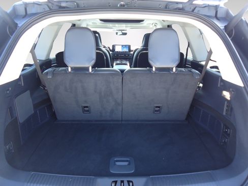 Used 2025 Lincoln Aviator Reserve w/ Equipment Group 201A AWD/4WD image 33
