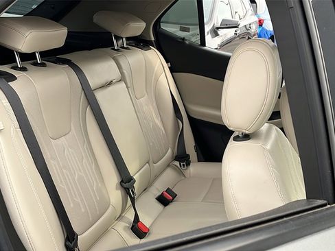 Used 2024 Buick Encore GX Avenir w/ Avenir Convenience Package image 11