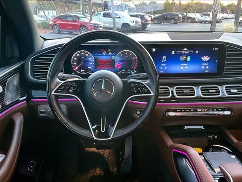 Used 2024 Mercedes-Benz GLE 450 4MATIC image 5