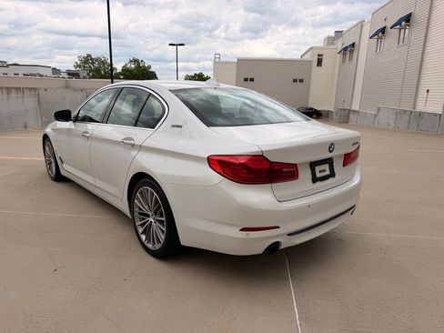 Used 2018 BMW 530e xDrive AWD/4WD image 5