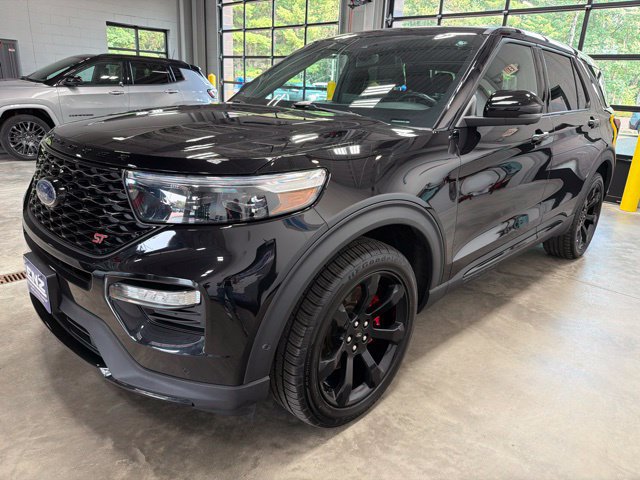 Used 2022 Ford Explorer ST w/ ST Street Pack AWD/4WD image 4