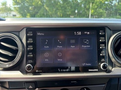 Used 2022 Toyota Tacoma SR5 RWD image 24