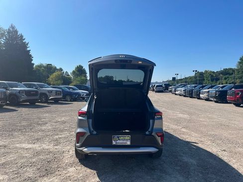 Used 2026 Buick Envista Preferred w/ Convenience I Package FWD image 9