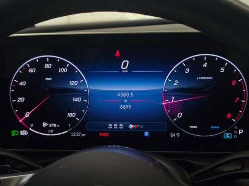 Used 2025 Mercedes-Benz C 300 4MATIC Sedan image 36