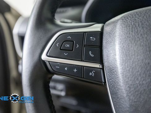 Used 2024 Toyota Grand Highlander AWD image 14