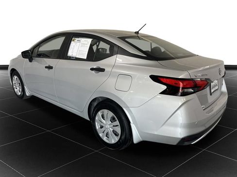 Used 2025 Nissan Versa S w/ Trunk Package FWD image 3