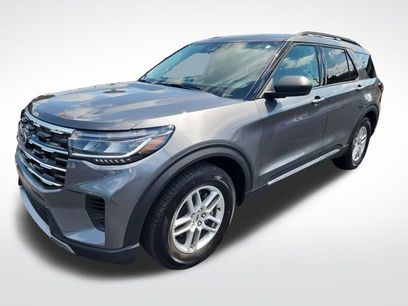 Used 2025 Ford Explorer Active