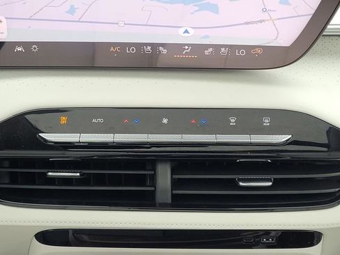 New 2026 Buick Enclave Avenir w/ Super Cruise Package AWD/4WD image 15