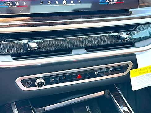 New 2027 BMW X7 xDrive40i AWD/4WD image 26