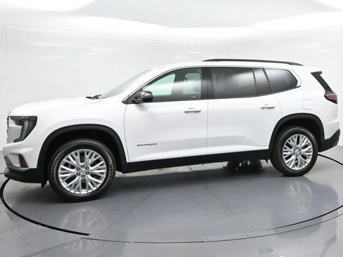 Used 2024 GMC Acadia Elevation w/ Luxury Package FWD image 4