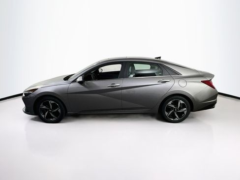 Used 2023 Hyundai Elantra Limited FWD image 8