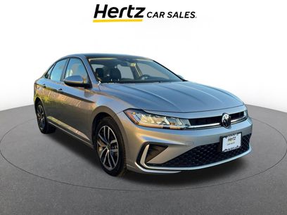 Used 2025 Volkswagen Jetta SE