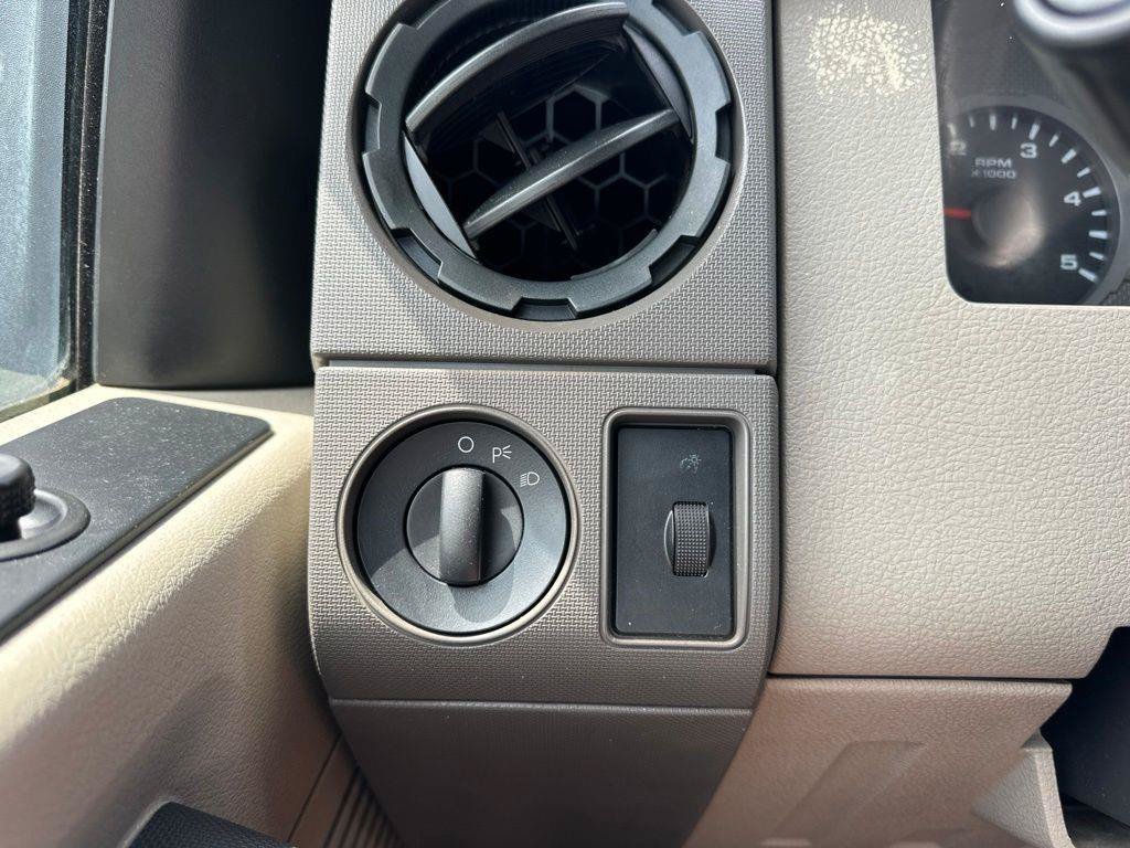 Used 2008 Ford F350 XL RWD image 33