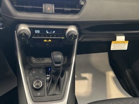 New 2025 Toyota RAV4 XLE image 11