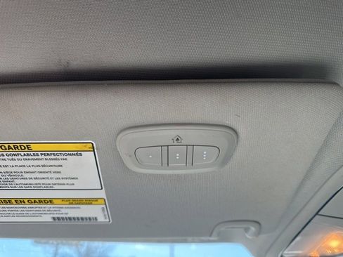 Used 2019 Jeep Cherokee Limited image 10