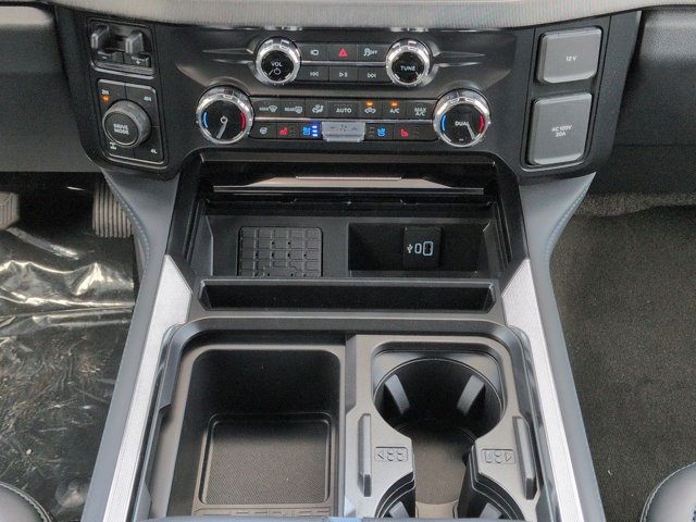 New 2026 Ford F250 Platinum AWD/4WD image 19