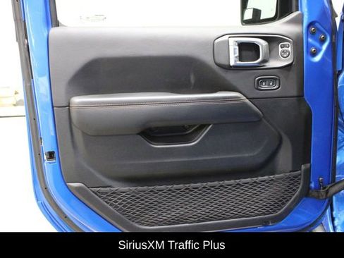 Used 2021 Jeep Gladiator Mojave AWD/4WD image 18