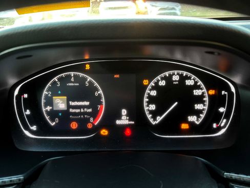 Used 2018 Honda Accord Touring image 19