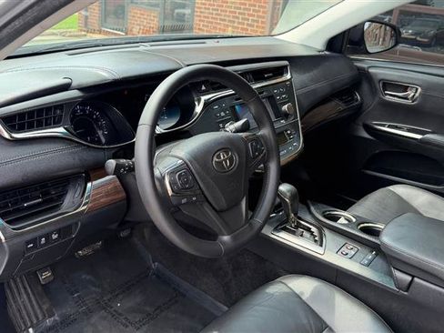 Used 2014 Toyota Avalon XLE Touring FWD image 30
